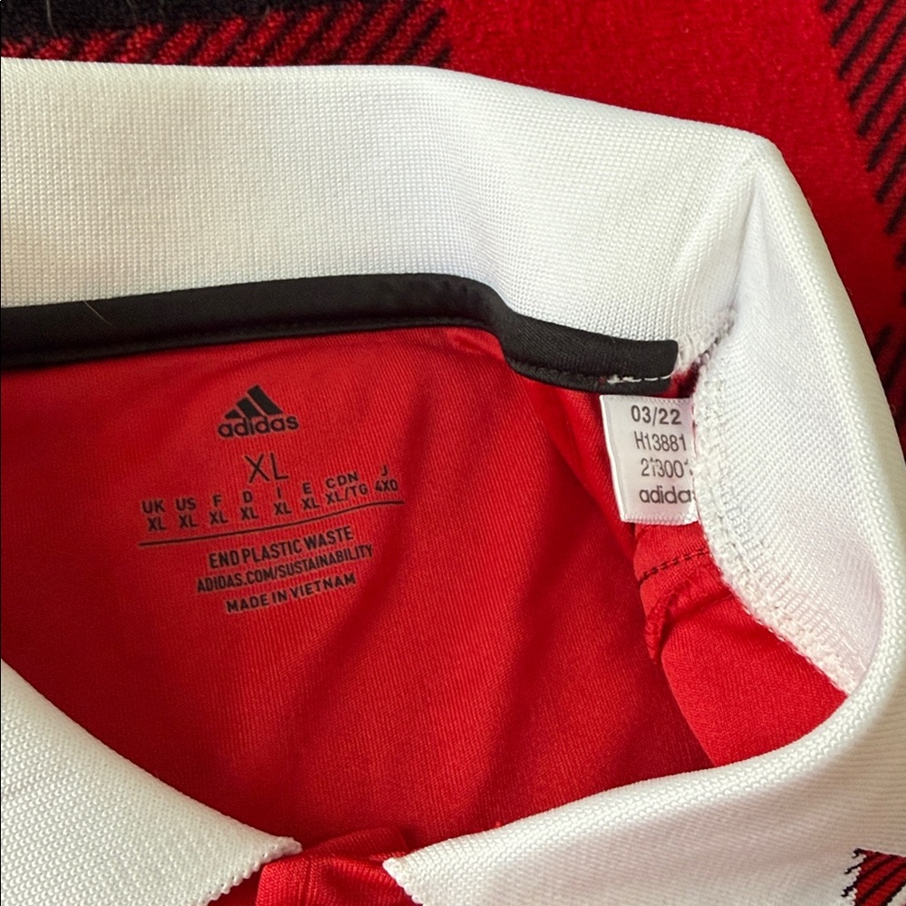 Manchester United 2022-23 Home Adidas Premier League Jersey - Picture 7 of 8